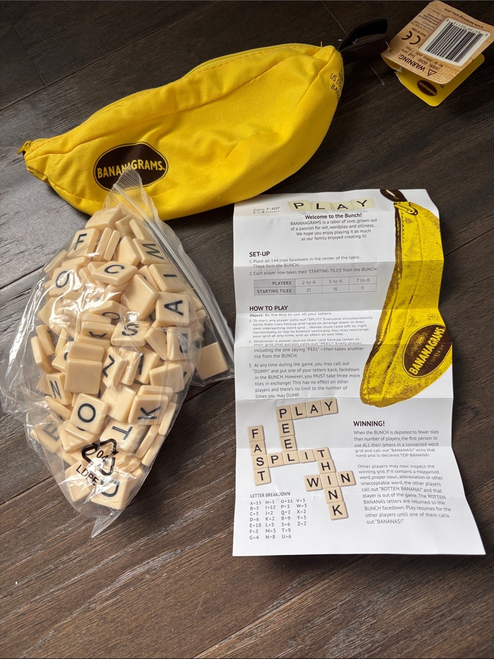 Bananagrams Anagram tile game that drives you bananas age 7–107, 1 to 8 players